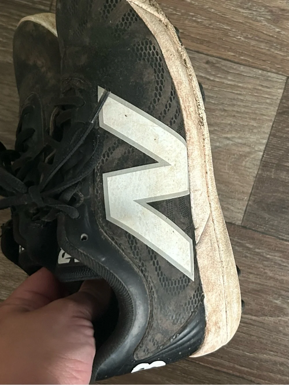 New Balance baseball cleats